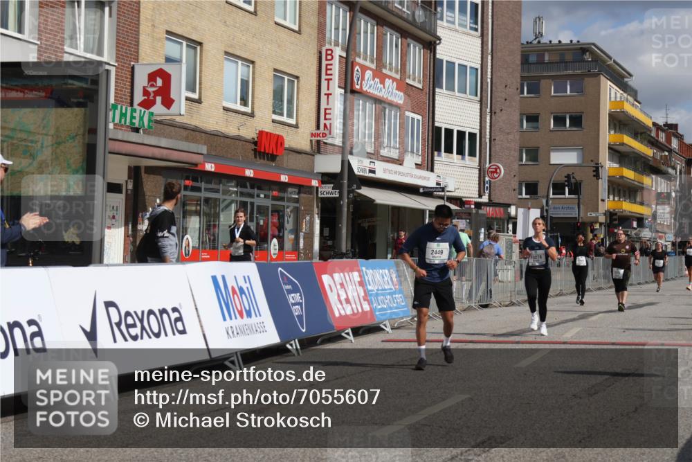 15.09.2024 - PSD Bank Halbmarathon Michael Strokosch http://msf.ph/oto/7055607 15.09.2024 12:42:27 Ziel 2273, 2449, 2913, 2966, 3278, 3400 meine-sportfotos.de