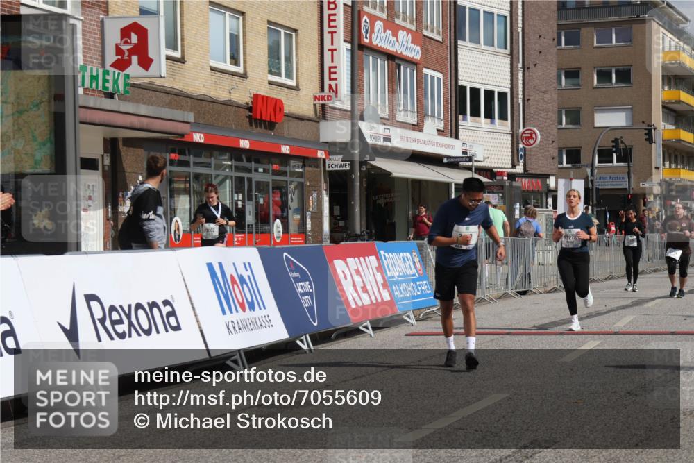 15.09.2024 - PSD Bank Halbmarathon Michael Strokosch http://msf.ph/oto/7055609 15.09.2024 12:42:27 Ziel 2273, 2449, 2913, 2966, 3278, 3400 meine-sportfotos.de