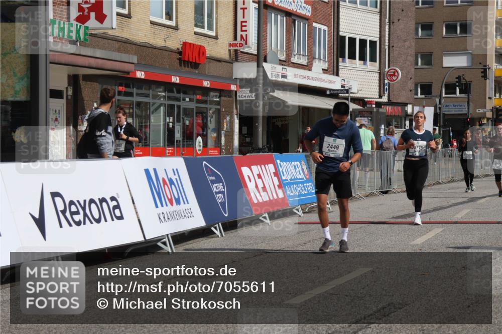 15.09.2024 - PSD Bank Halbmarathon Michael Strokosch http://msf.ph/oto/7055611 15.09.2024 12:42:28 Ziel 2273, 2449, 2913, 2966, 3278, 3400 meine-sportfotos.de