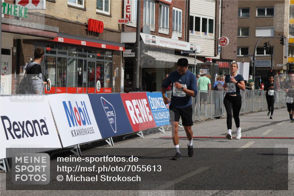 15.09.2024 - PSD Bank Halbmarathon Michael Strokosch http://msf.ph/oto/7055613 15.09.2024 12:42:28 Ziel 2273, 2449, 2913, 2966, 3278, 3400 meine-sportfotos.de