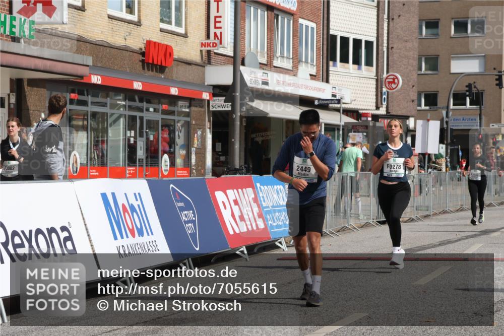 15.09.2024 - PSD Bank Halbmarathon Michael Strokosch http://msf.ph/oto/7055615 15.09.2024 12:42:28 Ziel 2273, 2449, 2913, 2966, 3278, 3400 meine-sportfotos.de