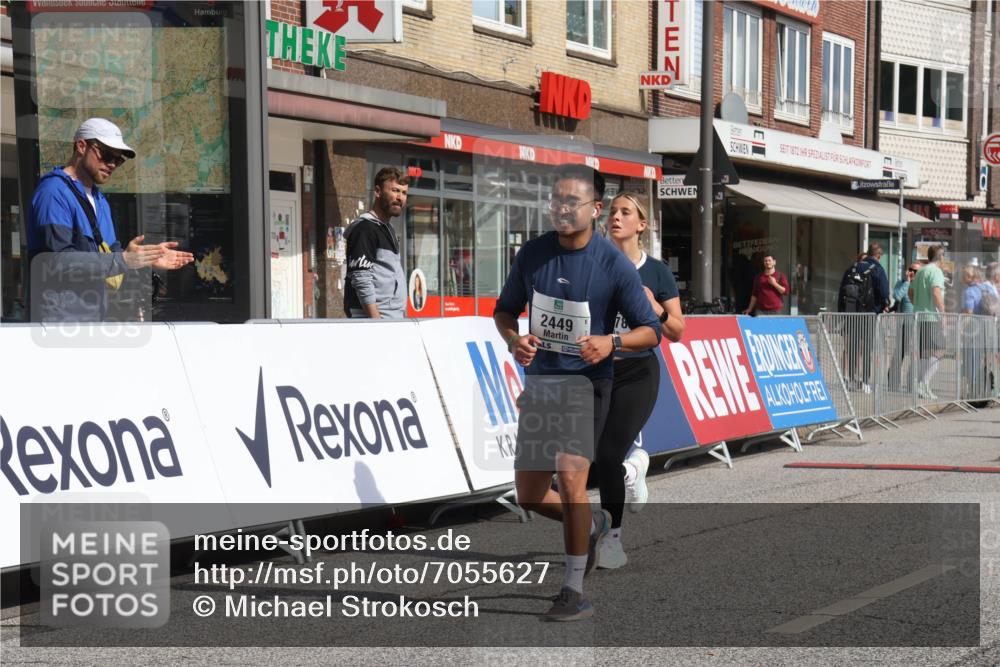 15.09.2024 - PSD Bank Halbmarathon Michael Strokosch http://msf.ph/oto/7055627 15.09.2024 12:42:30 Ziel 2273, 2449, 2913, 2966, 3278, 3400 meine-sportfotos.de