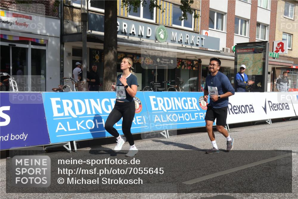 15.09.2024 - PSD Bank Halbmarathon Michael Strokosch http://msf.ph/oto/7055645 15.09.2024 12:42:32 Ziel 2273, 2449, 3278, 3321, 3400 meine-sportfotos.de