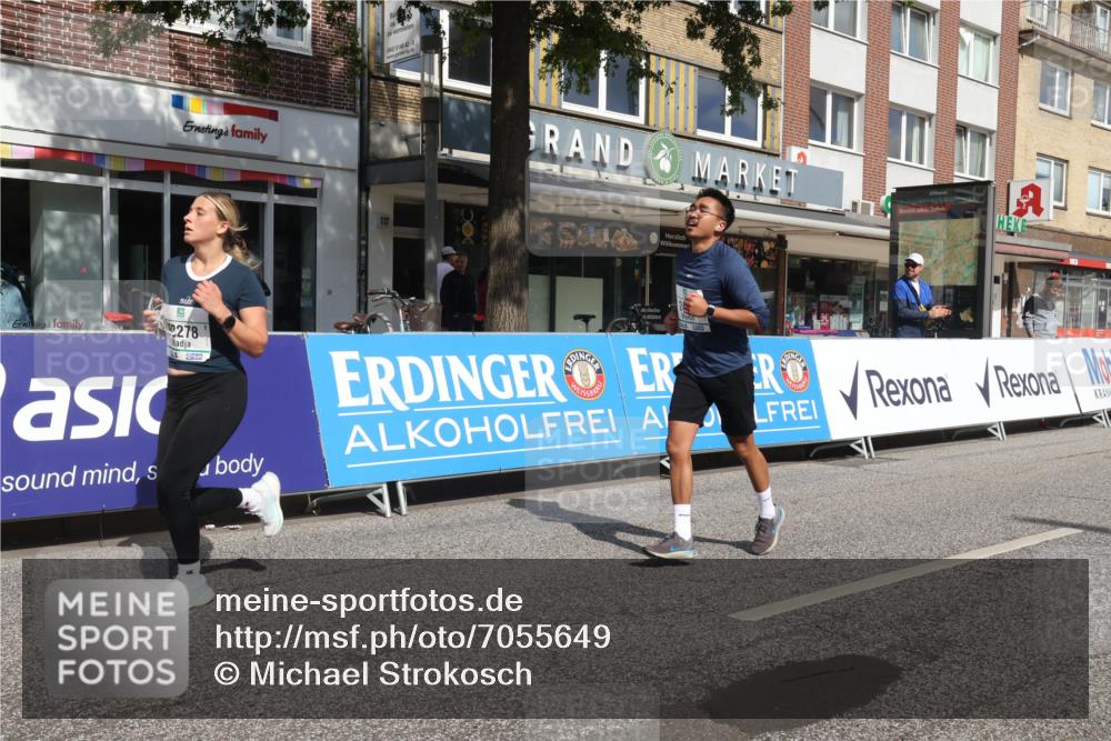 15.09.2024 - PSD Bank Halbmarathon Michael Strokosch http://msf.ph/oto/7055649 15.09.2024 12:42:32 Ziel 2273, 2449, 3278, 3321, 3400 meine-sportfotos.de
