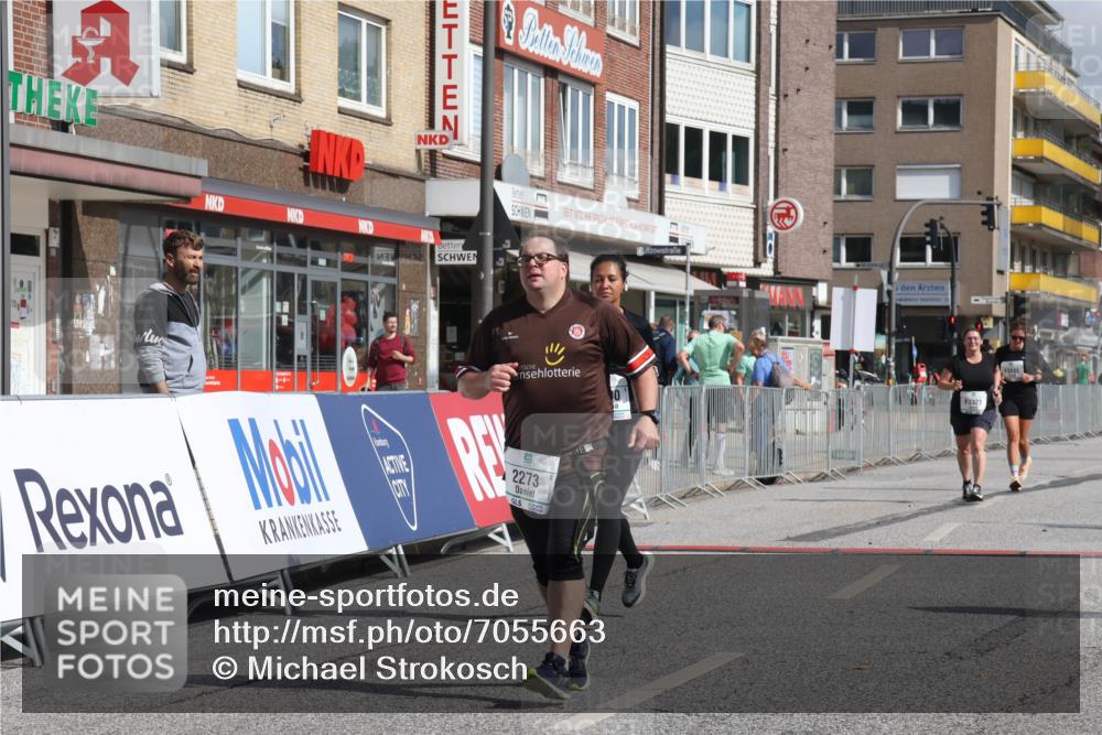 15.09.2024 - PSD Bank Halbmarathon Michael Strokosch http://msf.ph/oto/7055663 15.09.2024 12:42:35 Ziel 2273, 2449, 3242, 3278, 3321, 3400 meine-sportfotos.de