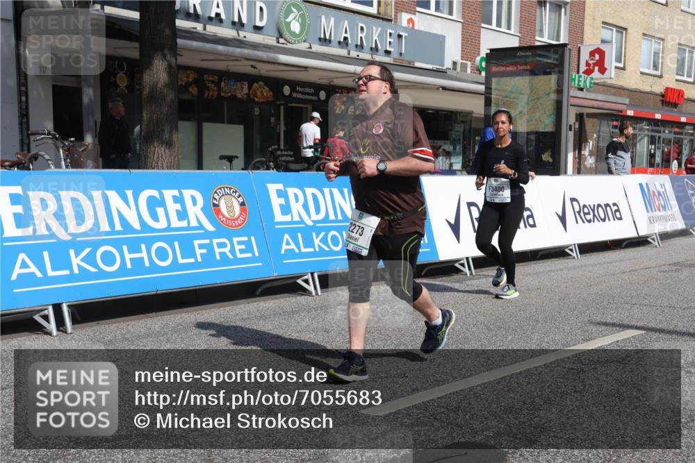 15.09.2024 - PSD Bank Halbmarathon Michael Strokosch http://msf.ph/oto/7055683 15.09.2024 12:42:38 Ziel 2273, 2449, 3242, 3278, 3321, 3400 meine-sportfotos.de