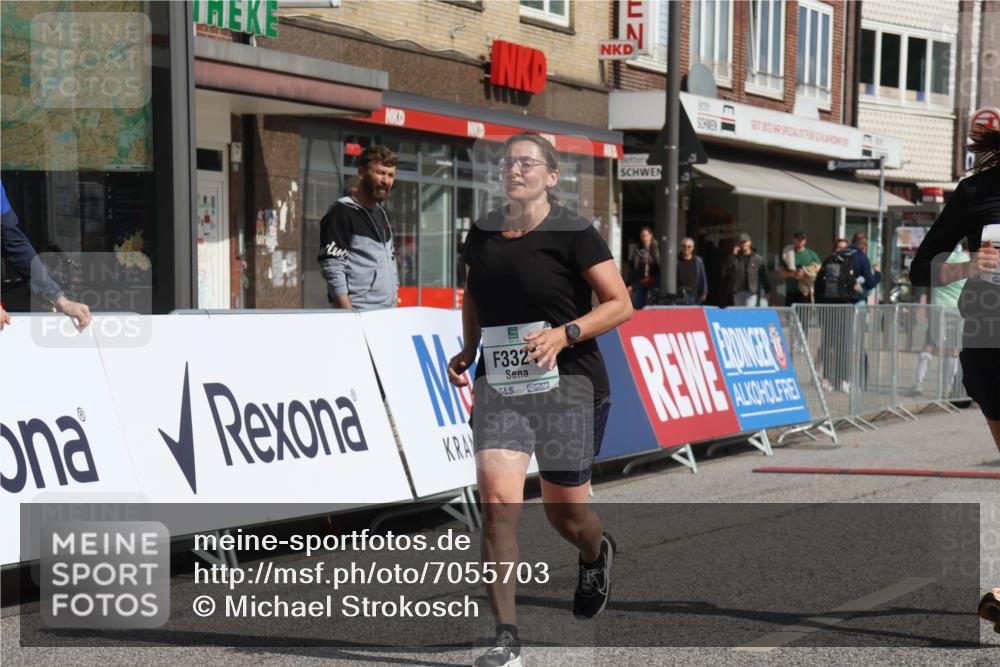 15.09.2024 - PSD Bank Halbmarathon Michael Strokosch http://msf.ph/oto/7055703 15.09.2024 12:42:42 Ziel 2273, 3242, 3321, 3400 meine-sportfotos.de