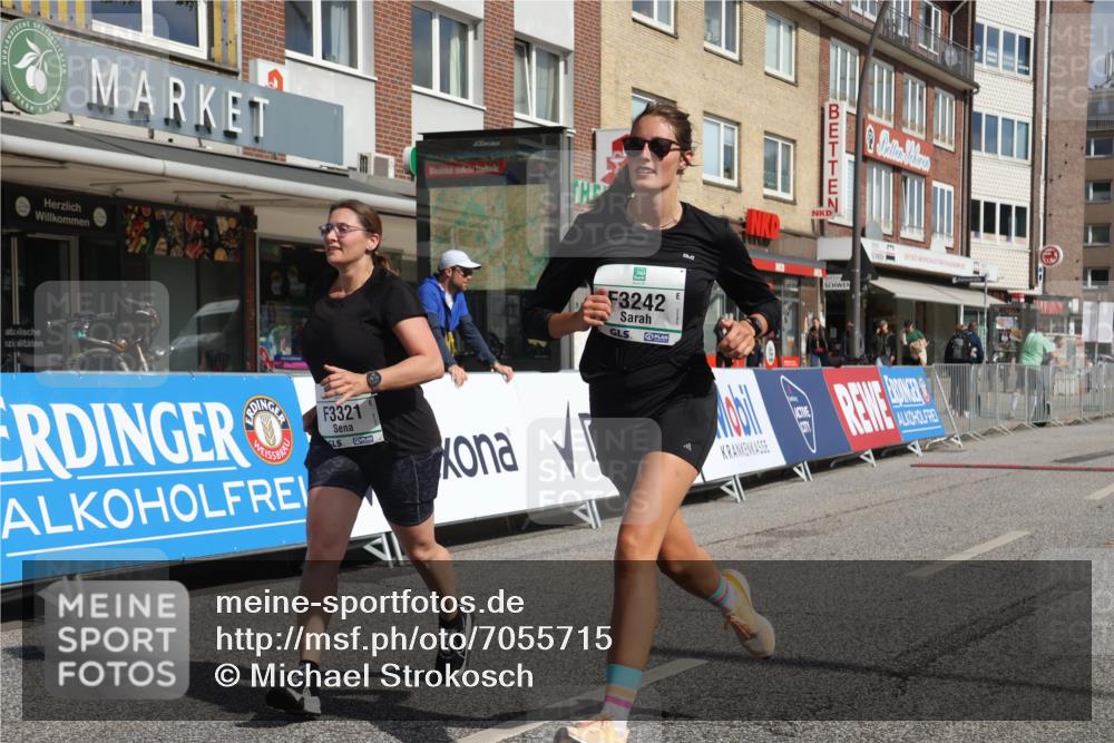 15.09.2024 - PSD Bank Halbmarathon Michael Strokosch http://msf.ph/oto/7055715 15.09.2024 12:42:44 Ziel 2273, 3242, 3321, 3400 meine-sportfotos.de