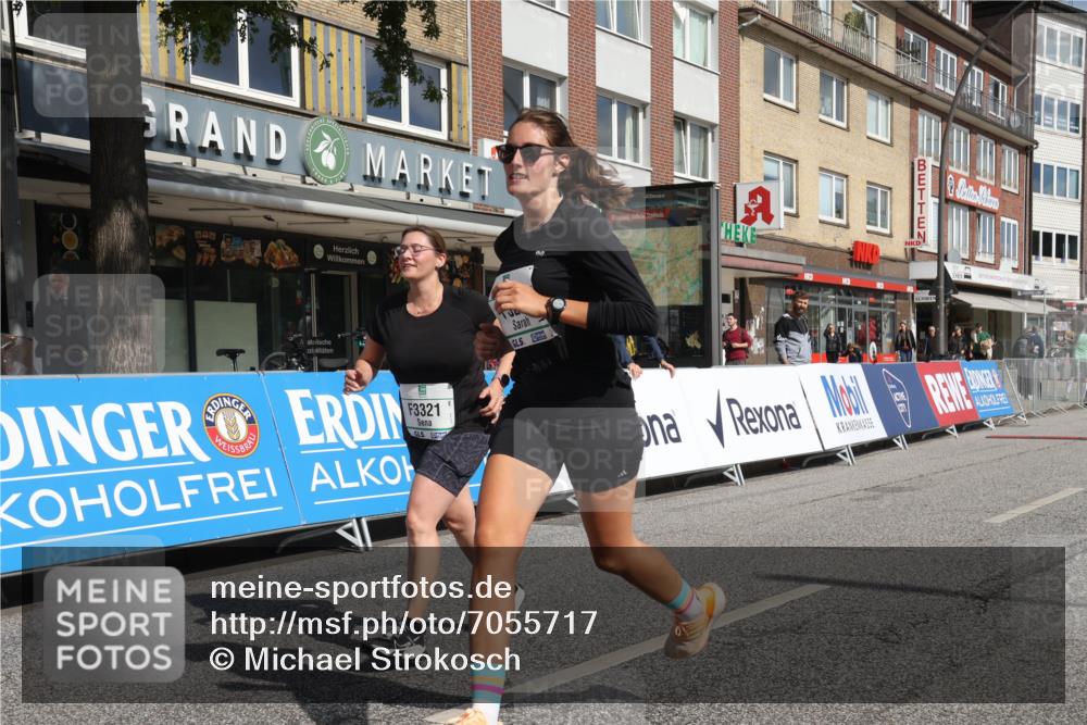 15.09.2024 - PSD Bank Halbmarathon Michael Strokosch http://msf.ph/oto/7055717 15.09.2024 12:42:44 Ziel 2273, 3242, 3321, 3400 meine-sportfotos.de
