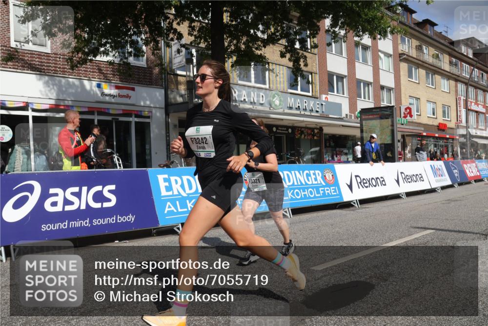 15.09.2024 - PSD Bank Halbmarathon Michael Strokosch http://msf.ph/oto/7055719 15.09.2024 12:42:44 Ziel 2273, 3242, 3321, 3400 meine-sportfotos.de