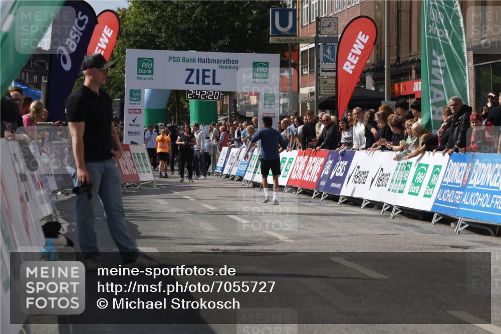 15.09.2024 - PSD Bank Halbmarathon Michael Strokosch http://msf.ph/oto/7055727 15.09.2024 12:43:11 Ziel  meine-sportfotos.de