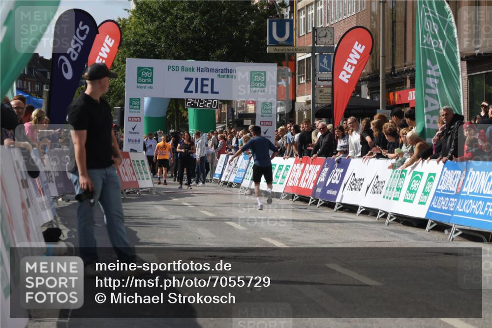 15.09.2024 - PSD Bank Halbmarathon Michael Strokosch http://msf.ph/oto/7055729 15.09.2024 12:43:12 Ziel  meine-sportfotos.de