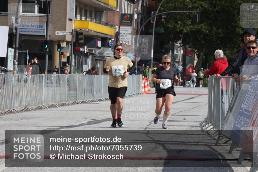 15.09.2024 - PSD Bank Halbmarathon Michael Strokosch http://msf.ph/oto/7055739 15.09.2024 12:43:22 Ziel 2385, 3410 meine-sportfotos.de