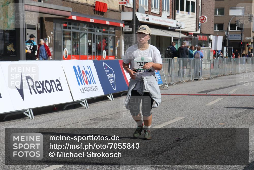 15.09.2024 - PSD Bank Halbmarathon Michael Strokosch http://msf.ph/oto/7055843 15.09.2024 12:44:13 Ziel 1350, 3267 meine-sportfotos.de