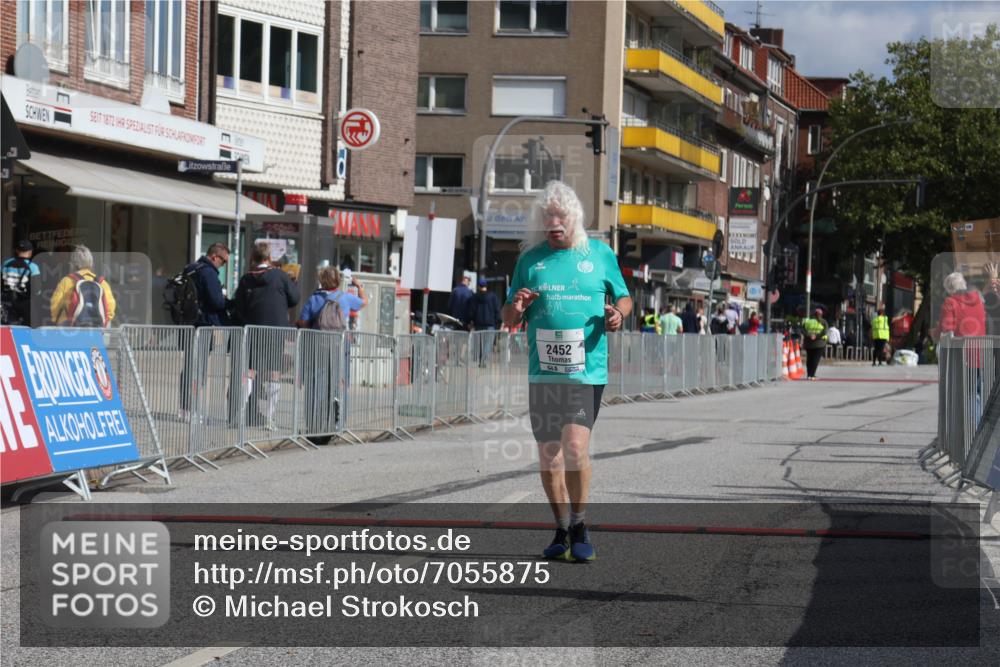 15.09.2024 - PSD Bank Halbmarathon Michael Strokosch http://msf.ph/oto/7055875 15.09.2024 12:44:28 Ziel 2452 meine-sportfotos.de