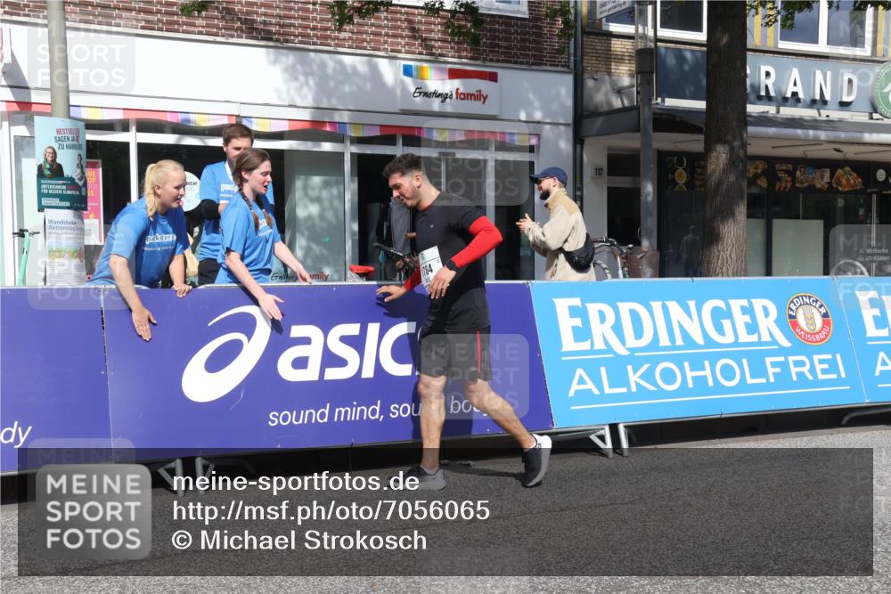15.09.2024 - PSD Bank Halbmarathon Michael Strokosch http://msf.ph/oto/7056065 15.09.2024 12:46:04 Ziel  meine-sportfotos.de