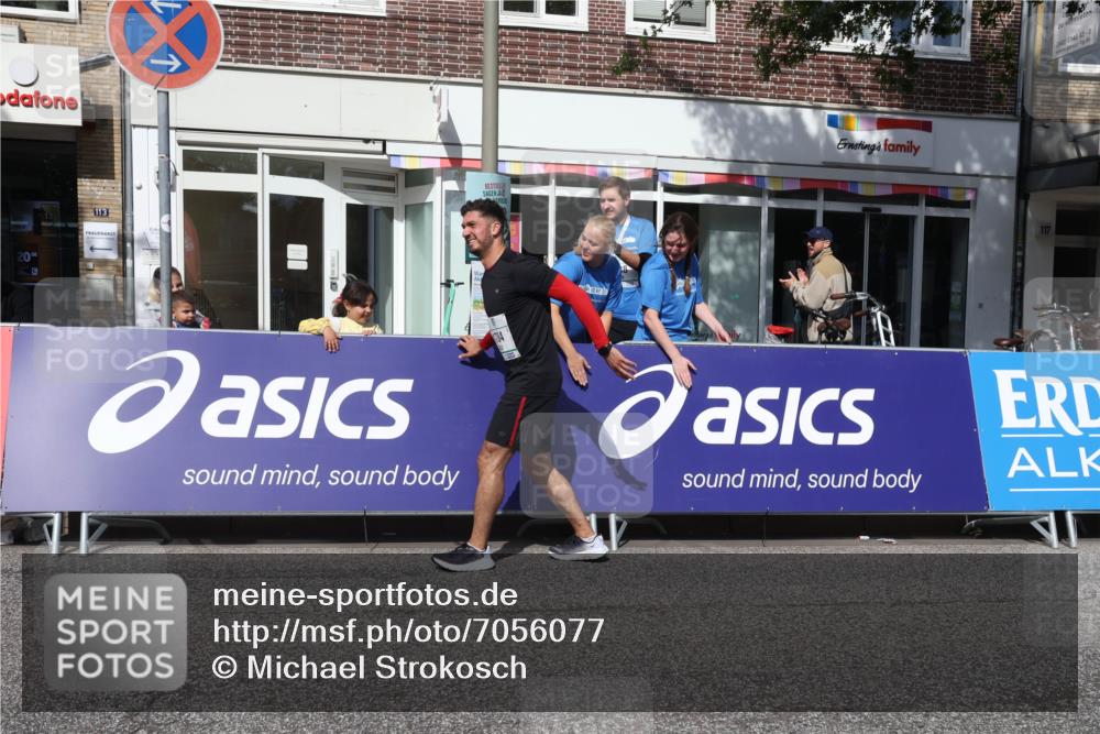 15.09.2024 - PSD Bank Halbmarathon Michael Strokosch http://msf.ph/oto/7056077 15.09.2024 12:46:06 Ziel 3421 meine-sportfotos.de