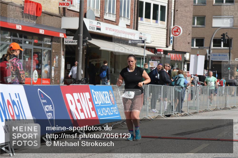 15.09.2024 - PSD Bank Halbmarathon Michael Strokosch http://msf.ph/oto/7056129 15.09.2024 12:46:23 Ziel 3241, 3421 meine-sportfotos.de