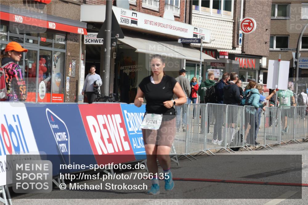 15.09.2024 - PSD Bank Halbmarathon Michael Strokosch http://msf.ph/oto/7056135 15.09.2024 12:46:24 Ziel 3241, 3421 meine-sportfotos.de
