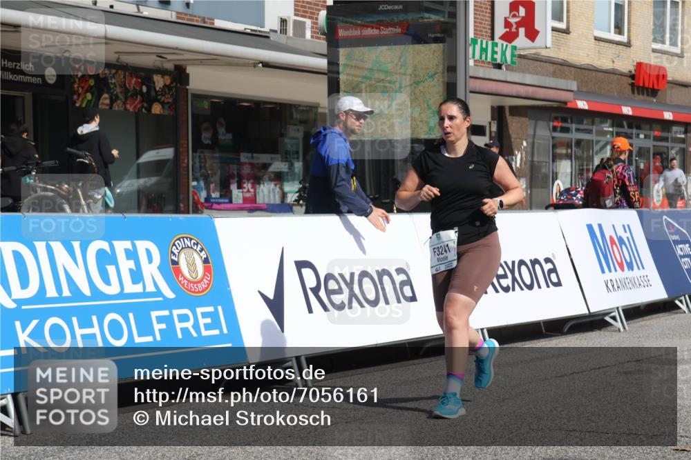 15.09.2024 - PSD Bank Halbmarathon Michael Strokosch http://msf.ph/oto/7056161 15.09.2024 12:46:27 Ziel 3241, 3455 meine-sportfotos.de