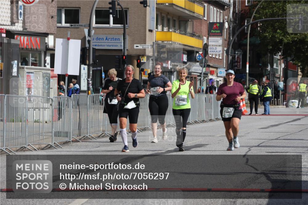 15.09.2024 - PSD Bank Halbmarathon Michael Strokosch http://msf.ph/oto/7056297 15.09.2024 12:47:27 Ziel 3459, 3460, 3461 meine-sportfotos.de