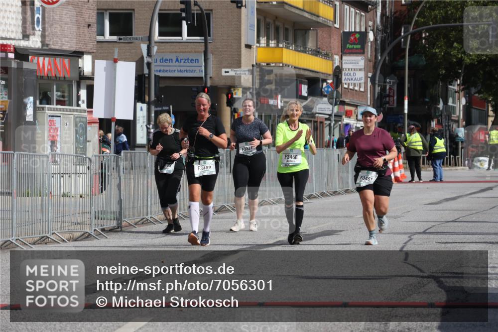 15.09.2024 - PSD Bank Halbmarathon Michael Strokosch http://msf.ph/oto/7056301 15.09.2024 12:47:28 Ziel 3459, 3460, 3461 meine-sportfotos.de