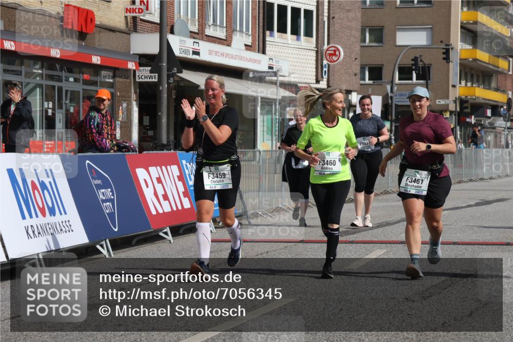 15.09.2024 - PSD Bank Halbmarathon Michael Strokosch http://msf.ph/oto/7056345 15.09.2024 12:47:34 Ziel 3331, 3395, 3459, 3460, 3461 meine-sportfotos.de