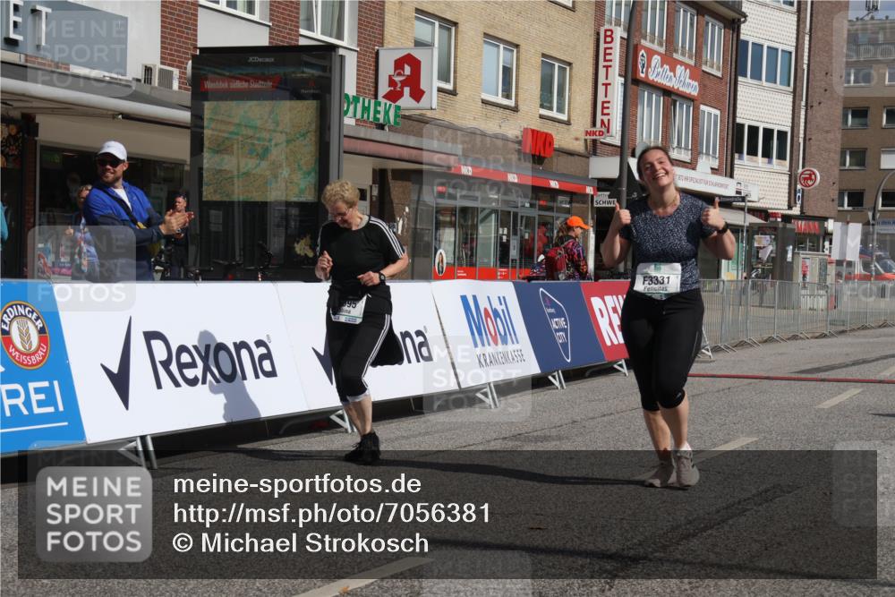 15.09.2024 - PSD Bank Halbmarathon Michael Strokosch http://msf.ph/oto/7056381 15.09.2024 12:47:39 Ziel 3331, 3395, 3459, 3460, 3461 meine-sportfotos.de