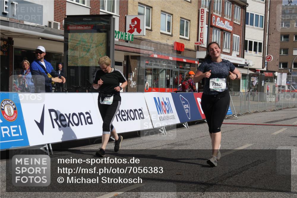 15.09.2024 - PSD Bank Halbmarathon Michael Strokosch http://msf.ph/oto/7056383 15.09.2024 12:47:40 Ziel 3331, 3395, 3459, 3460, 3461 meine-sportfotos.de