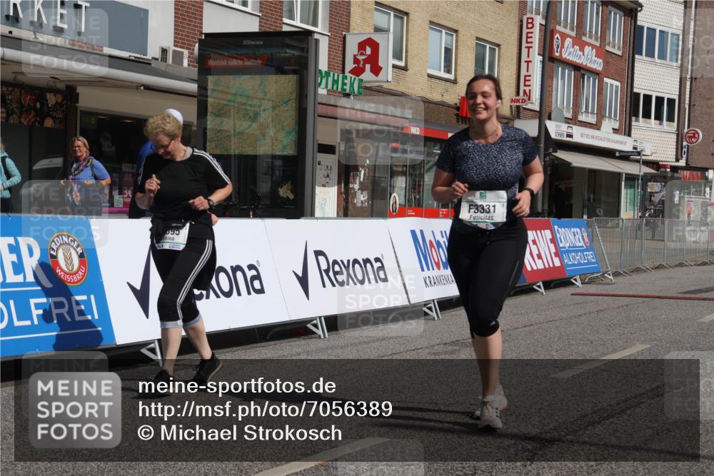 15.09.2024 - PSD Bank Halbmarathon Michael Strokosch http://msf.ph/oto/7056389 15.09.2024 12:47:40 Ziel 3331, 3395, 3459, 3460, 3461 meine-sportfotos.de