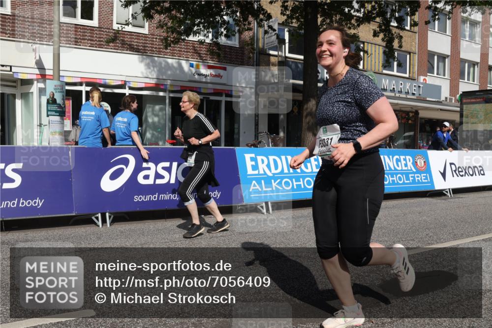 15.09.2024 - PSD Bank Halbmarathon Michael Strokosch http://msf.ph/oto/7056409 15.09.2024 12:47:42 Ziel 3331, 3395, 3459, 3460, 3461 meine-sportfotos.de