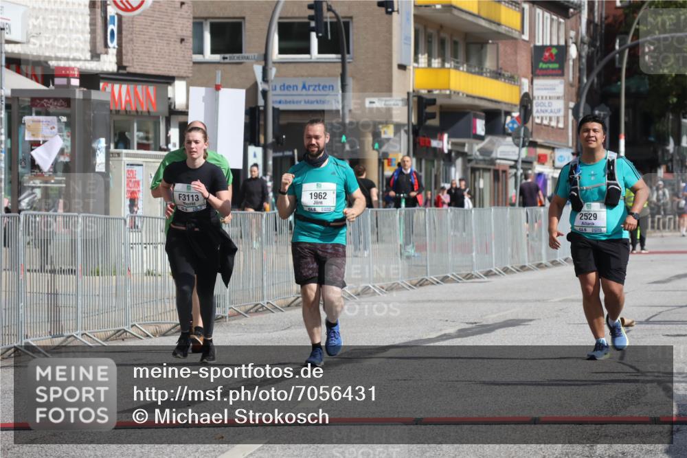 15.09.2024 - PSD Bank Halbmarathon Michael Strokosch http://msf.ph/oto/7056431 15.09.2024 12:49:30 Ziel 1962, 2235, 2529, 3113 meine-sportfotos.de