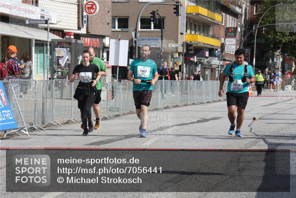 15.09.2024 - PSD Bank Halbmarathon Michael Strokosch http://msf.ph/oto/7056441 15.09.2024 12:49:31 Ziel 1962, 2235, 2529, 3113 meine-sportfotos.de