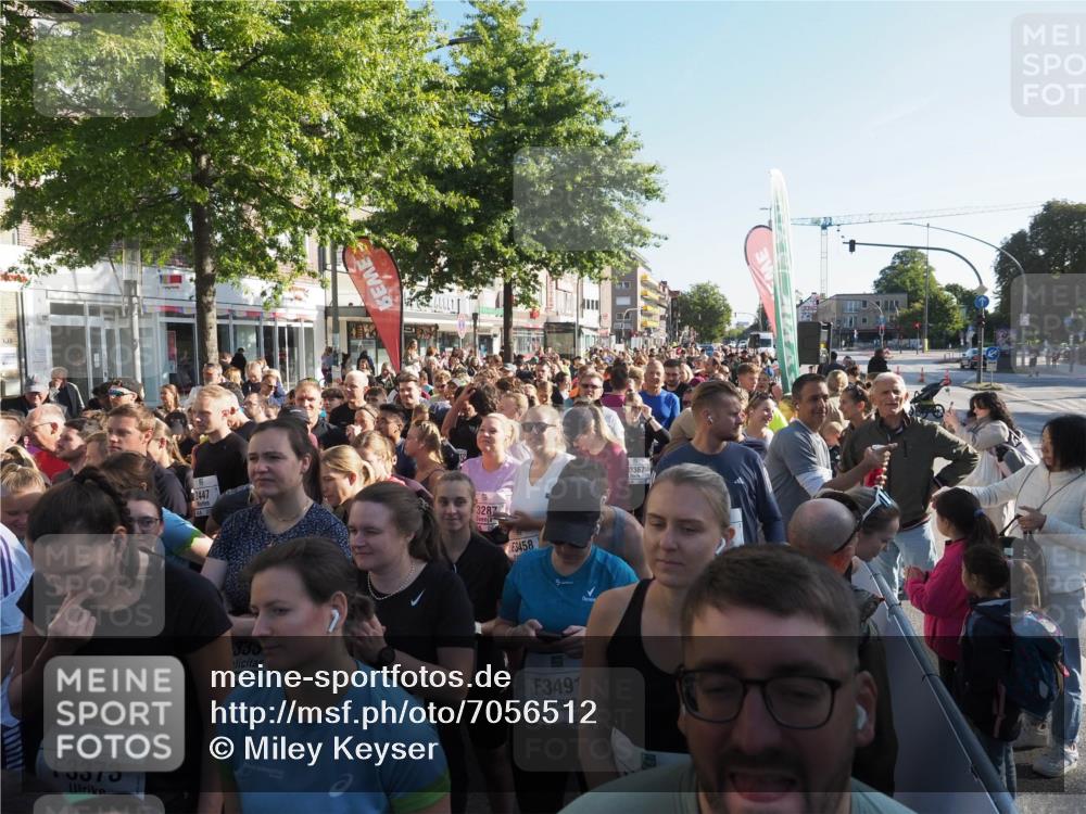 15.09.2024 - PSD Bank Halbmarathon Miley Keyser http://msf.ph/oto/7056512 15.09.2024 09:58:49 Ziel  meine-sportfotos.de
