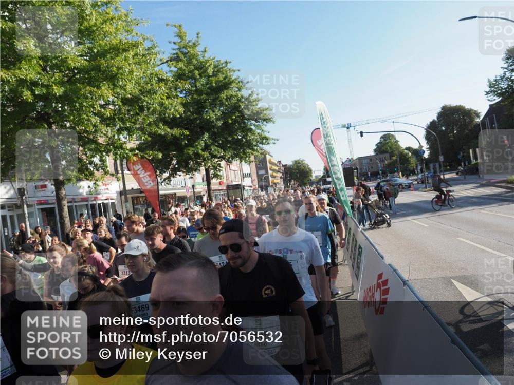 15.09.2024 - PSD Bank Halbmarathon Miley Keyser http://msf.ph/oto/7056532 15.09.2024 10:03:39 Ziel  meine-sportfotos.de