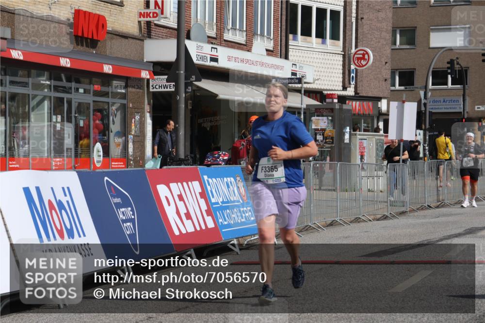 15.09.2024 - PSD Bank Halbmarathon Michael Strokosch http://msf.ph/oto/7056570 15.09.2024 12:50:07 Ziel 3365 meine-sportfotos.de