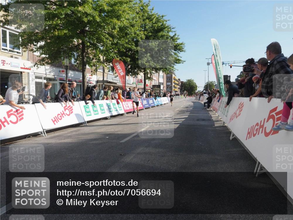 15.09.2024 - PSD Bank Halbmarathon Miley Keyser http://msf.ph/oto/7056694 15.09.2024 10:25:00 Ziel 61, 102, 119, 131, 165, 177, 211 meine-sportfotos.de