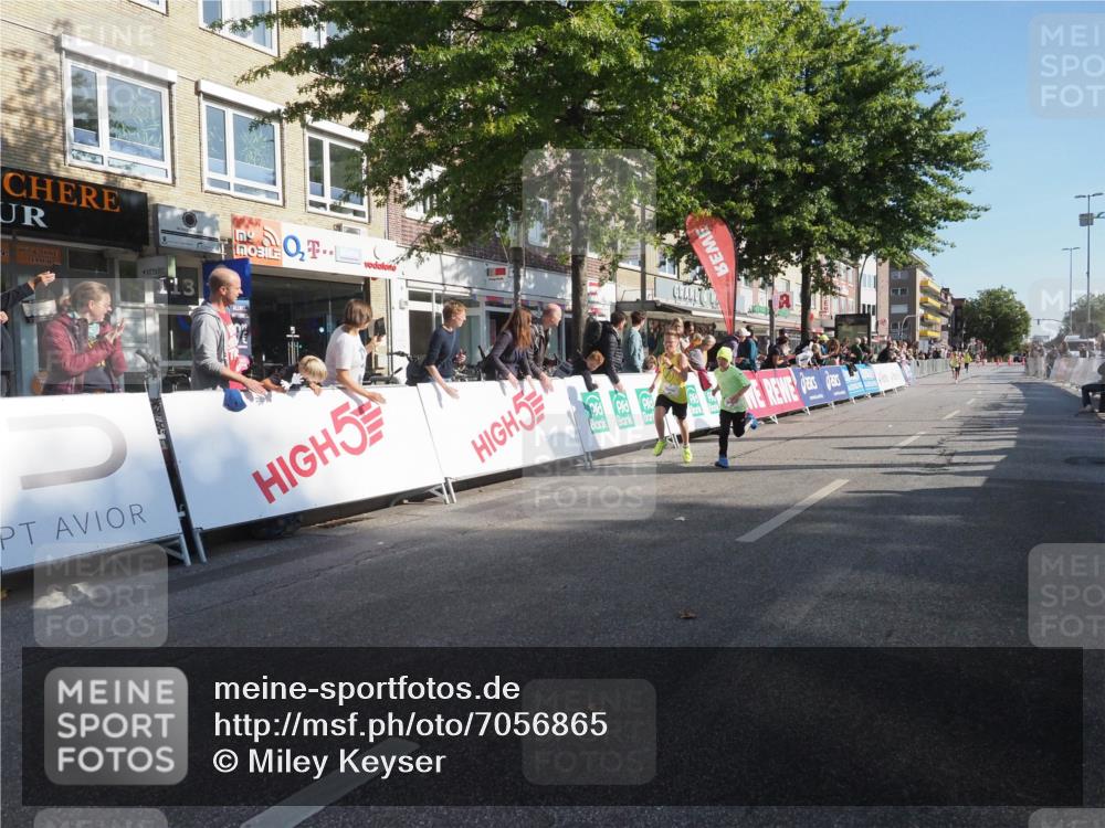 15.09.2024 - PSD Bank Halbmarathon Miley Keyser http://msf.ph/oto/7056865 15.09.2024 10:25:15 Ziel 7, 19, 66, 102, 165, 177 meine-sportfotos.de