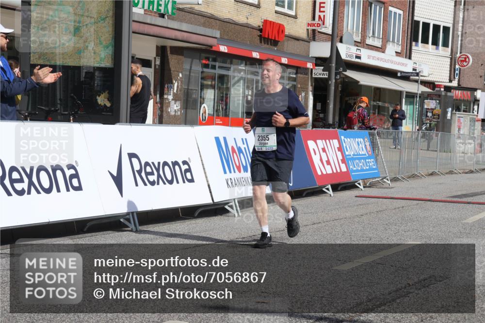 15.09.2024 - PSD Bank Halbmarathon Michael Strokosch http://msf.ph/oto/7056867 15.09.2024 12:50:55 Ziel 2355 meine-sportfotos.de