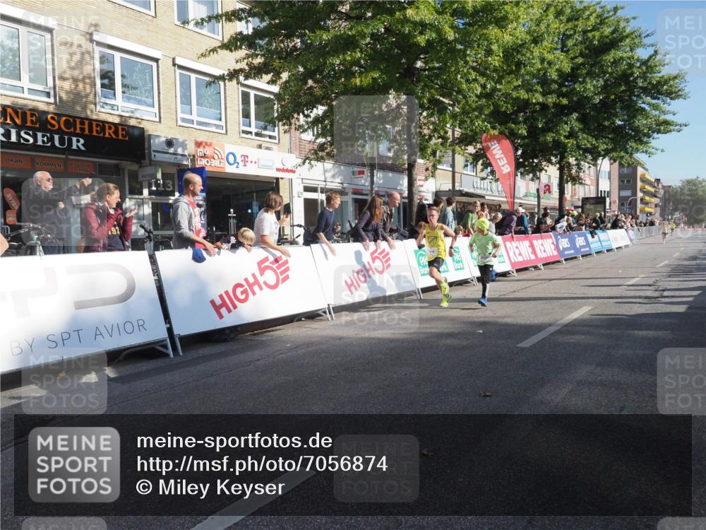 15.09.2024 - PSD Bank Halbmarathon Miley Keyser http://msf.ph/oto/7056874 15.09.2024 10:25:15 Ziel 7, 19, 66, 102, 165, 177 meine-sportfotos.de