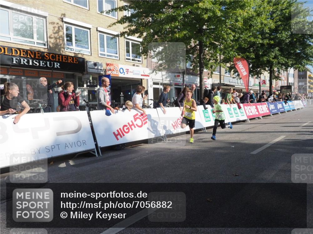 15.09.2024 - PSD Bank Halbmarathon Miley Keyser http://msf.ph/oto/7056882 15.09.2024 10:25:16 Ziel 7, 19, 66, 102, 165, 177 meine-sportfotos.de