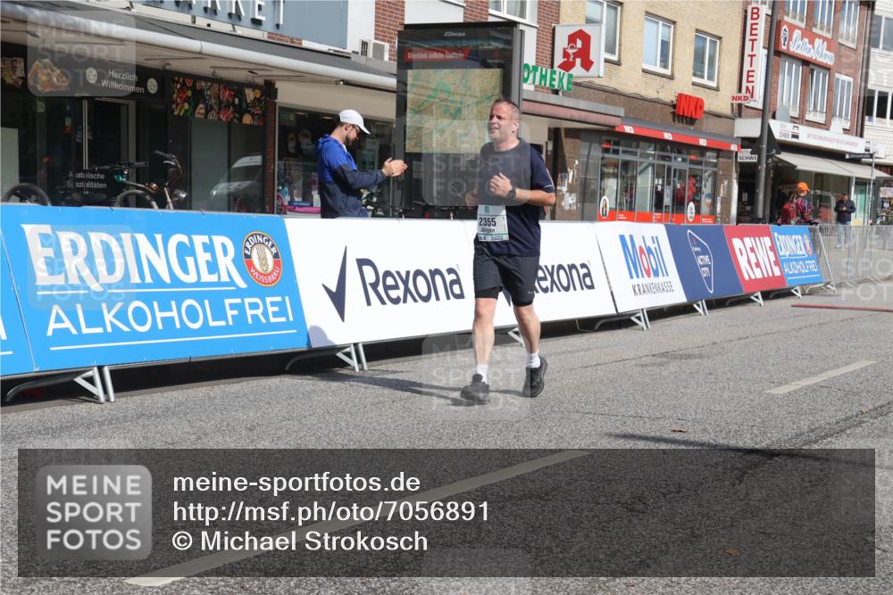 15.09.2024 - PSD Bank Halbmarathon Michael Strokosch http://msf.ph/oto/7056891 15.09.2024 12:50:57 Ziel 2355 meine-sportfotos.de