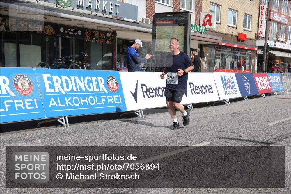 15.09.2024 - PSD Bank Halbmarathon Michael Strokosch http://msf.ph/oto/7056894 15.09.2024 12:50:57 Ziel 2355 meine-sportfotos.de