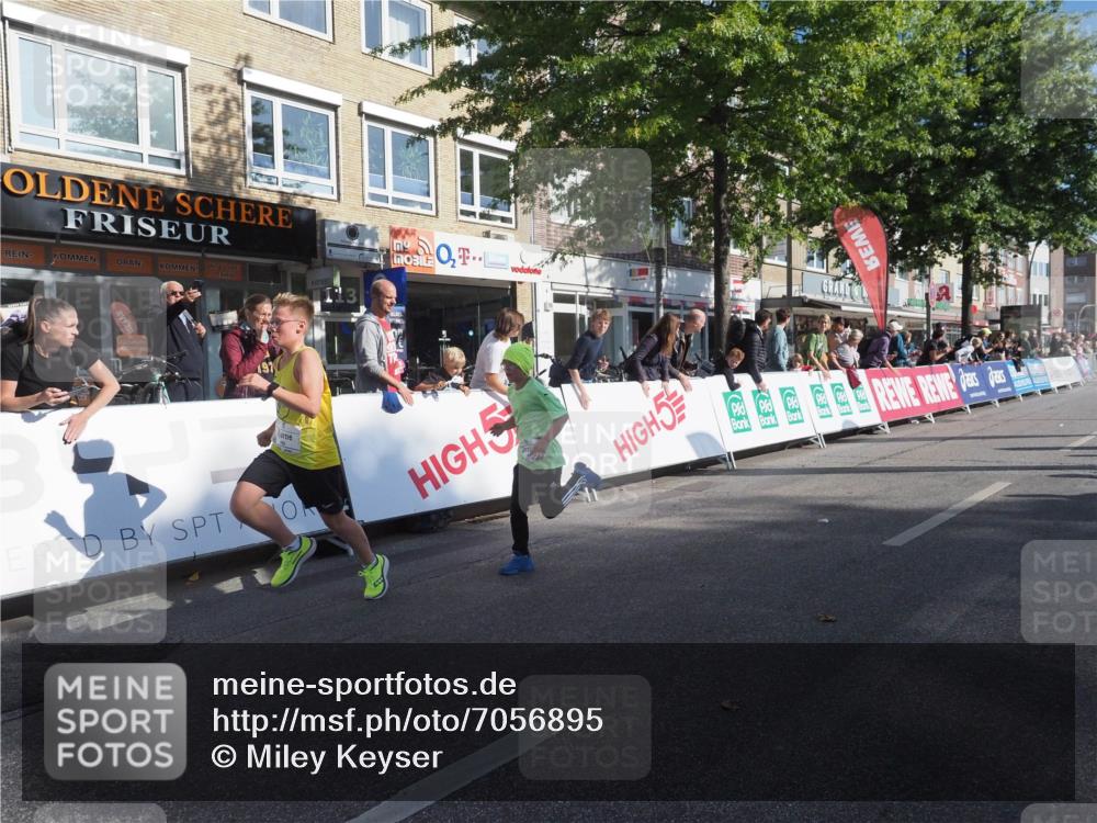 15.09.2024 - PSD Bank Halbmarathon Miley Keyser http://msf.ph/oto/7056895 15.09.2024 10:25:16 Ziel 7, 19, 66, 102, 165, 177 meine-sportfotos.de