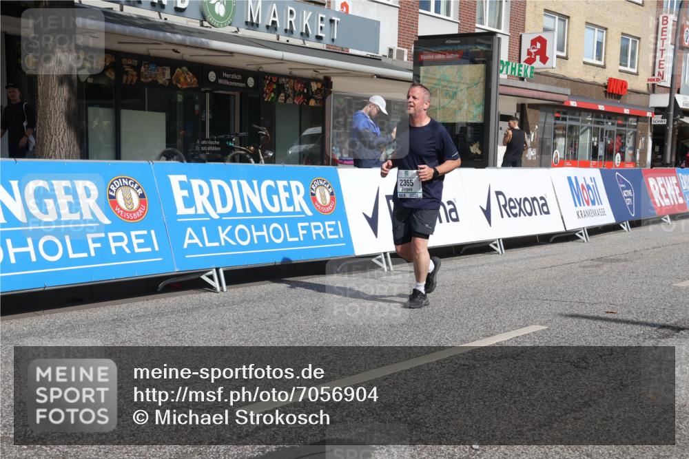 15.09.2024 - PSD Bank Halbmarathon Michael Strokosch http://msf.ph/oto/7056904 15.09.2024 12:50:57 Ziel 2355 meine-sportfotos.de