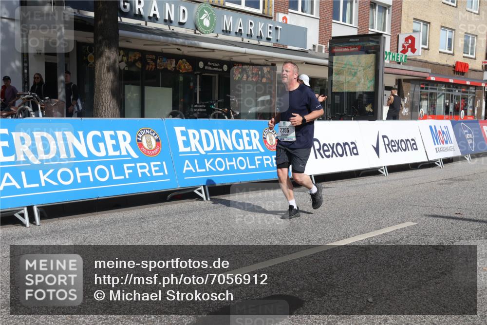 15.09.2024 - PSD Bank Halbmarathon Michael Strokosch http://msf.ph/oto/7056912 15.09.2024 12:50:58 Ziel 2355 meine-sportfotos.de