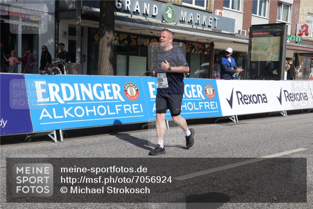 15.09.2024 - PSD Bank Halbmarathon Michael Strokosch http://msf.ph/oto/7056924 15.09.2024 12:50:58 Ziel 2355 meine-sportfotos.de