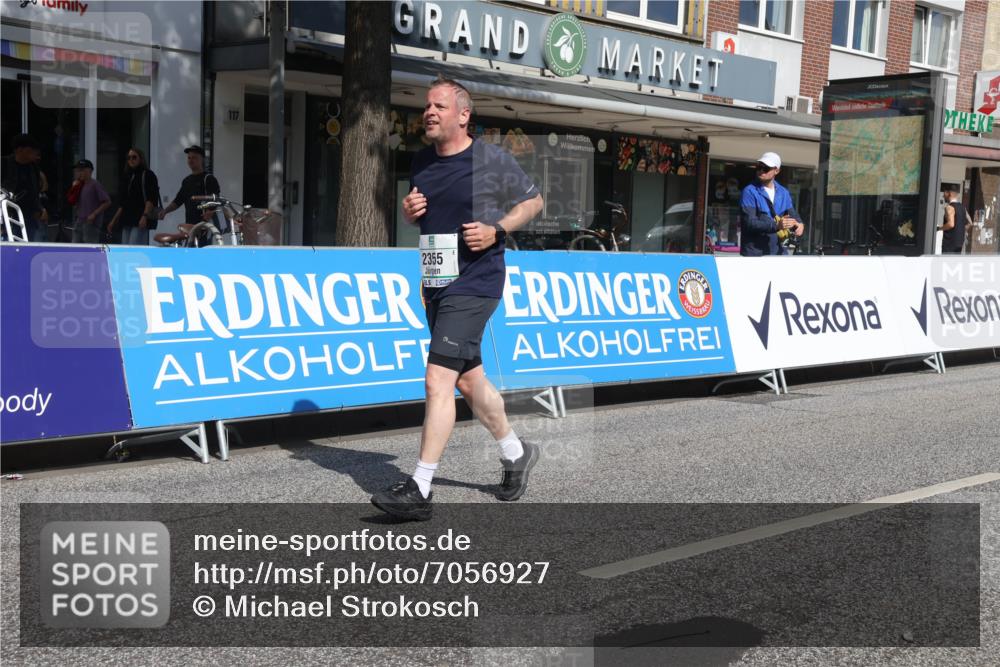 15.09.2024 - PSD Bank Halbmarathon Michael Strokosch http://msf.ph/oto/7056927 15.09.2024 12:50:59 Ziel 2355 meine-sportfotos.de