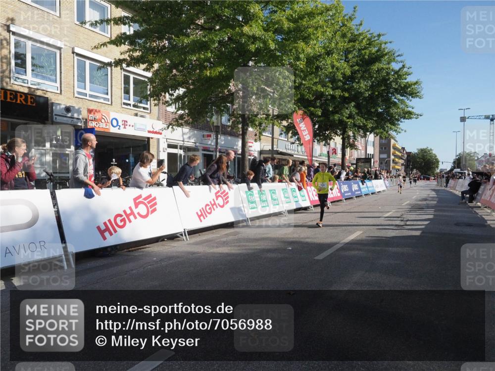 15.09.2024 - PSD Bank Halbmarathon Miley Keyser http://msf.ph/oto/7056988 15.09.2024 10:25:28 Ziel 7, 19, 36, 66, 110, 221, 238, 257 meine-sportfotos.de