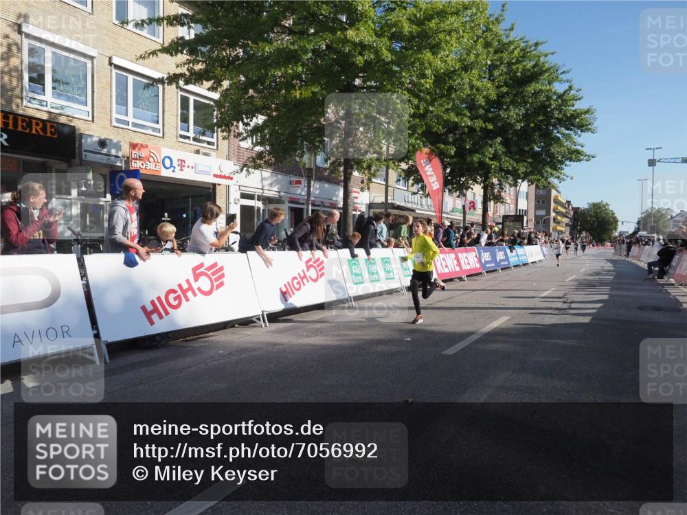 15.09.2024 - PSD Bank Halbmarathon Miley Keyser http://msf.ph/oto/7056992 15.09.2024 10:25:29 Ziel 7, 19, 36, 66, 110, 221, 238, 257 meine-sportfotos.de